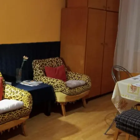 Appartamento Minigarden Hause Eger